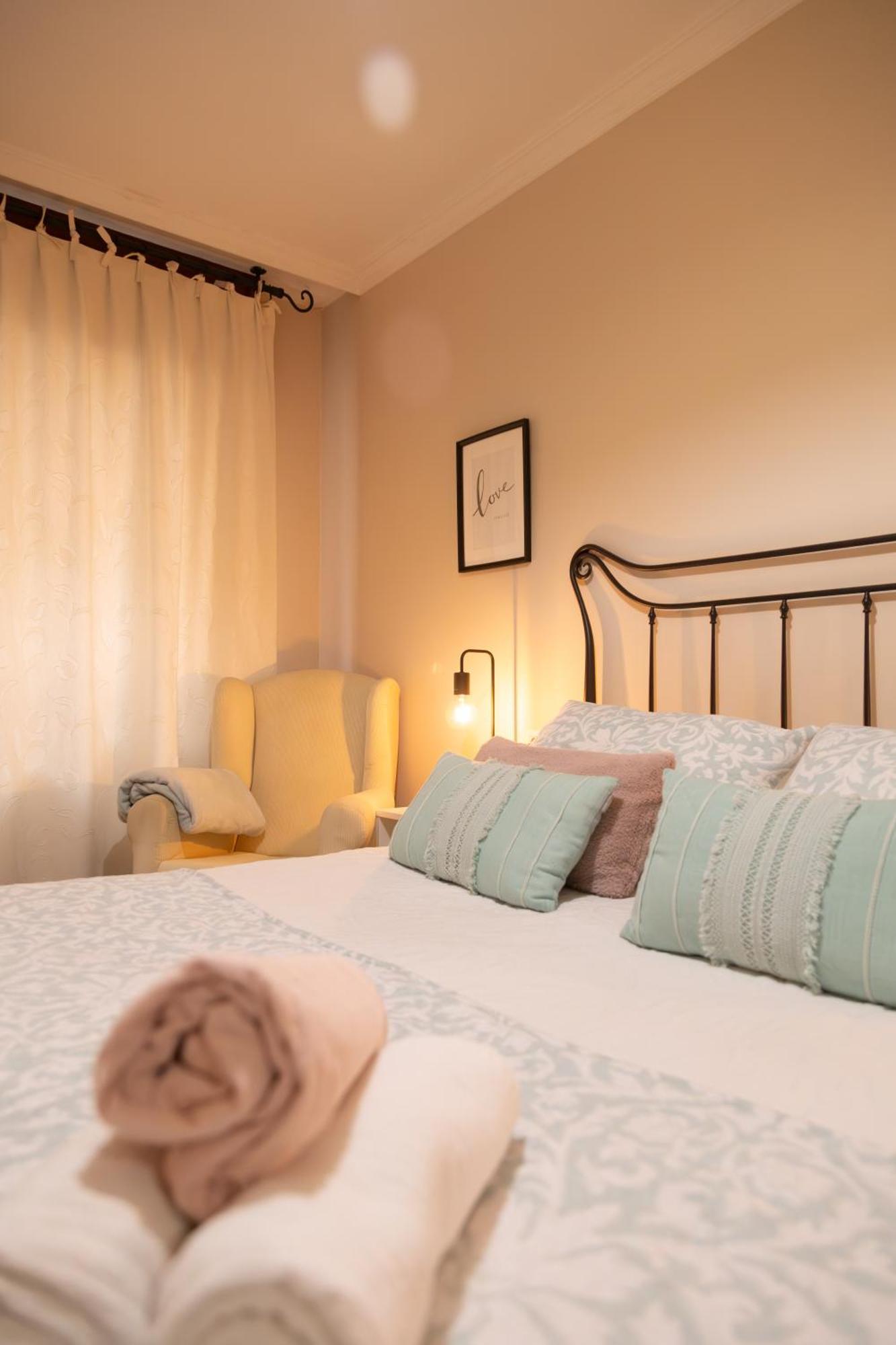 Apartamento Completo, Amplio, Muy Iluminado Y Con Plaza De Garaje Incluida. O Grove Exterior photo