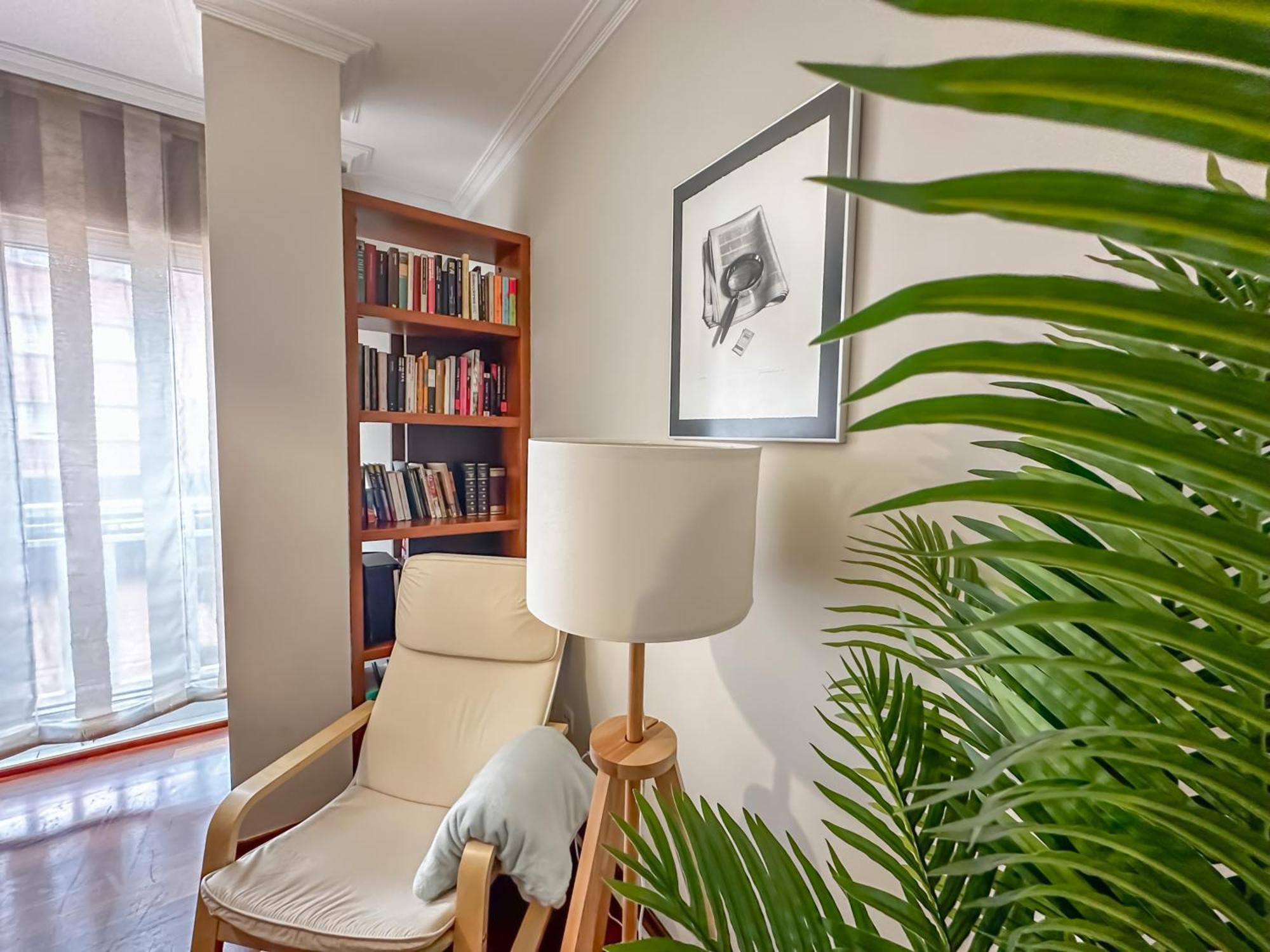 Apartamento Completo, Amplio, Muy Iluminado Y Con Plaza De Garaje Incluida. O Grove Exterior photo